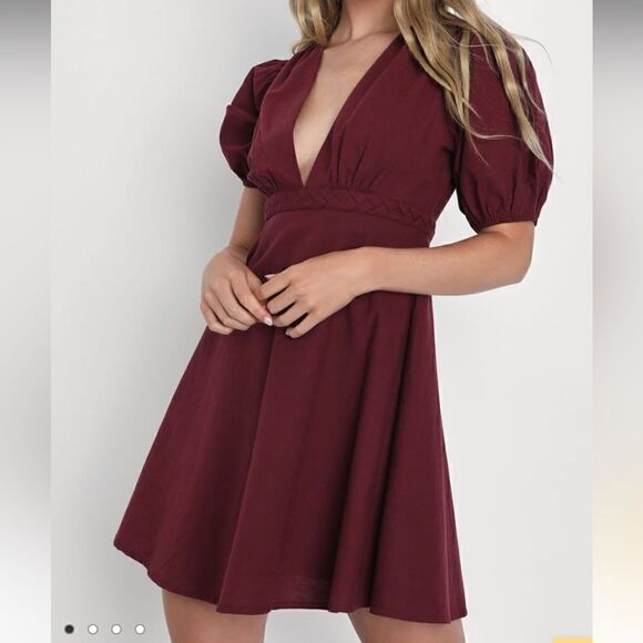 NWT Lulu’s Significant Charm Burgundy Puff Sleeve Mini Skater Dress sz XS - Picture 1 of 10